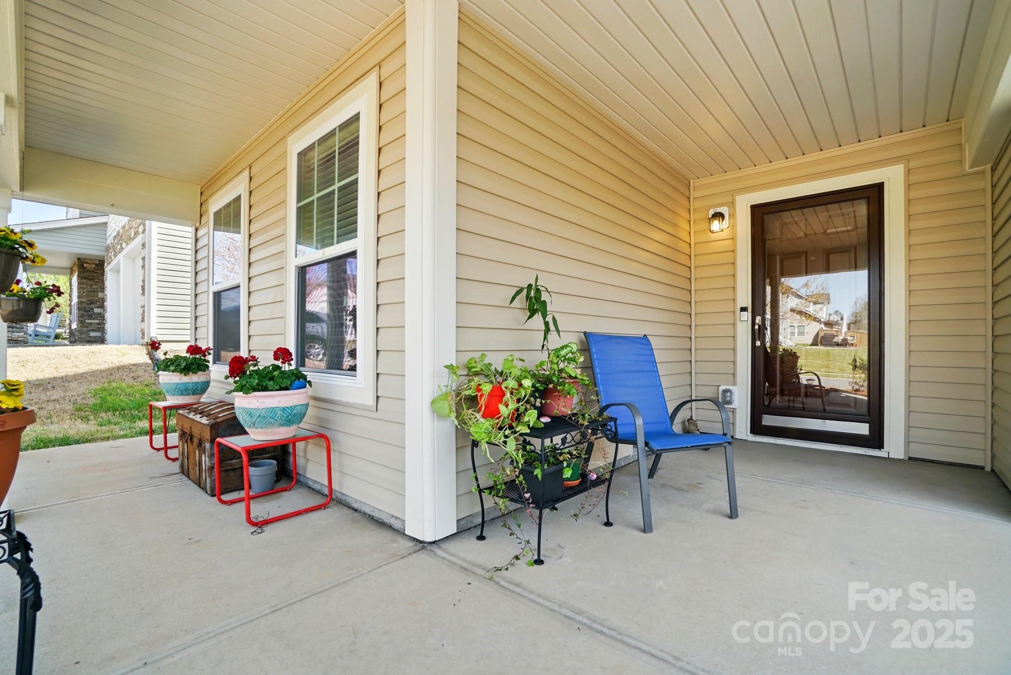 3272 Saddlebrook Drive