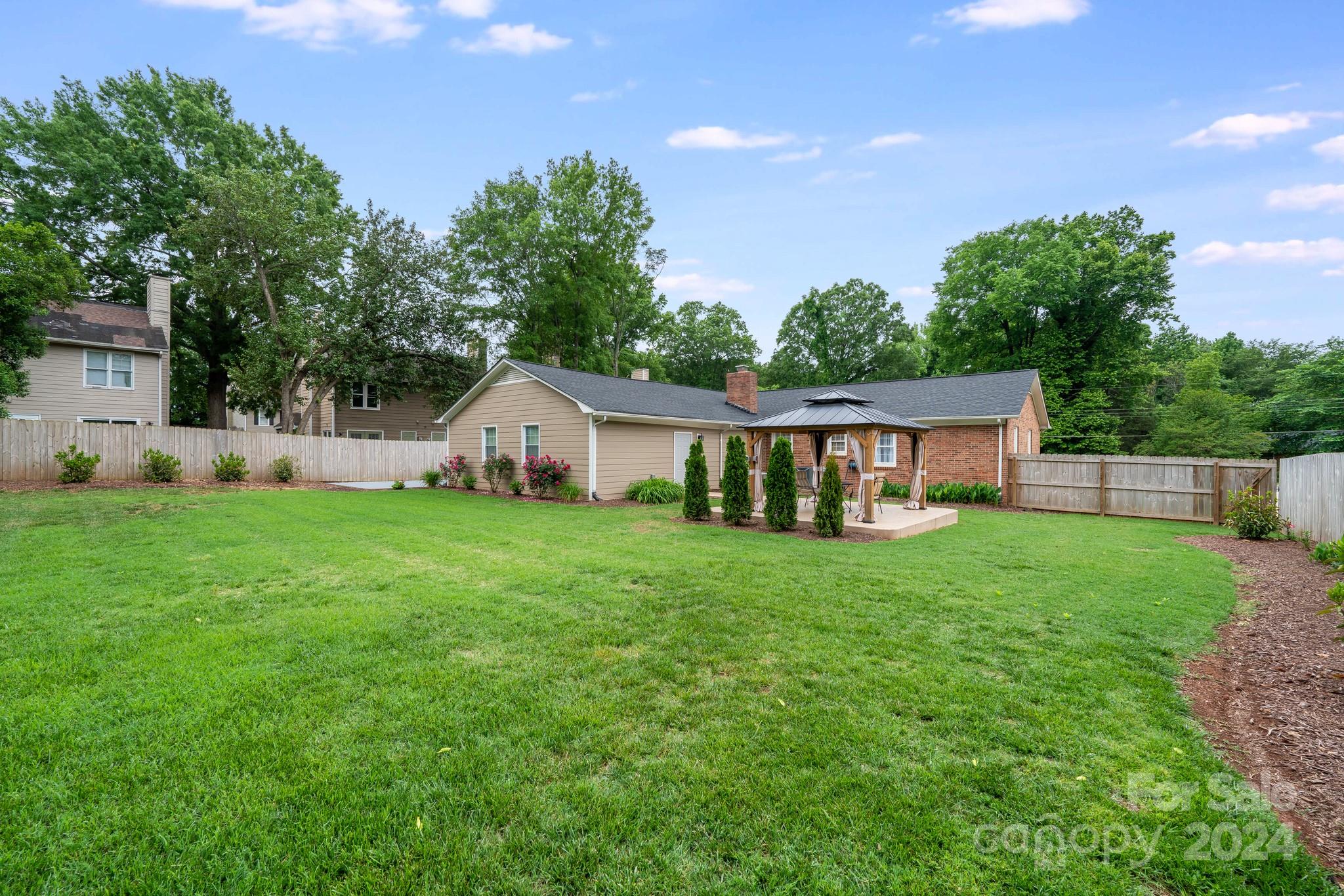 Sheffield Park - Residential