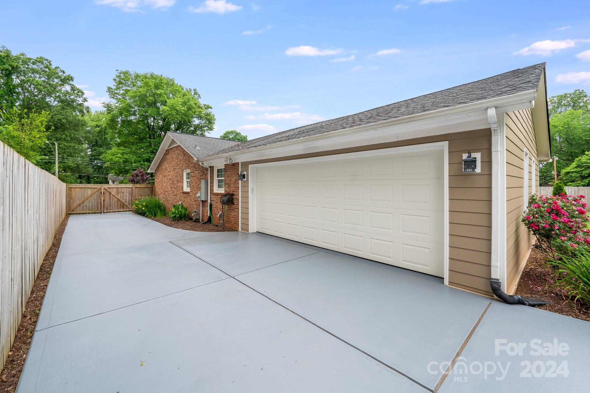 Sheffield Park - Residential