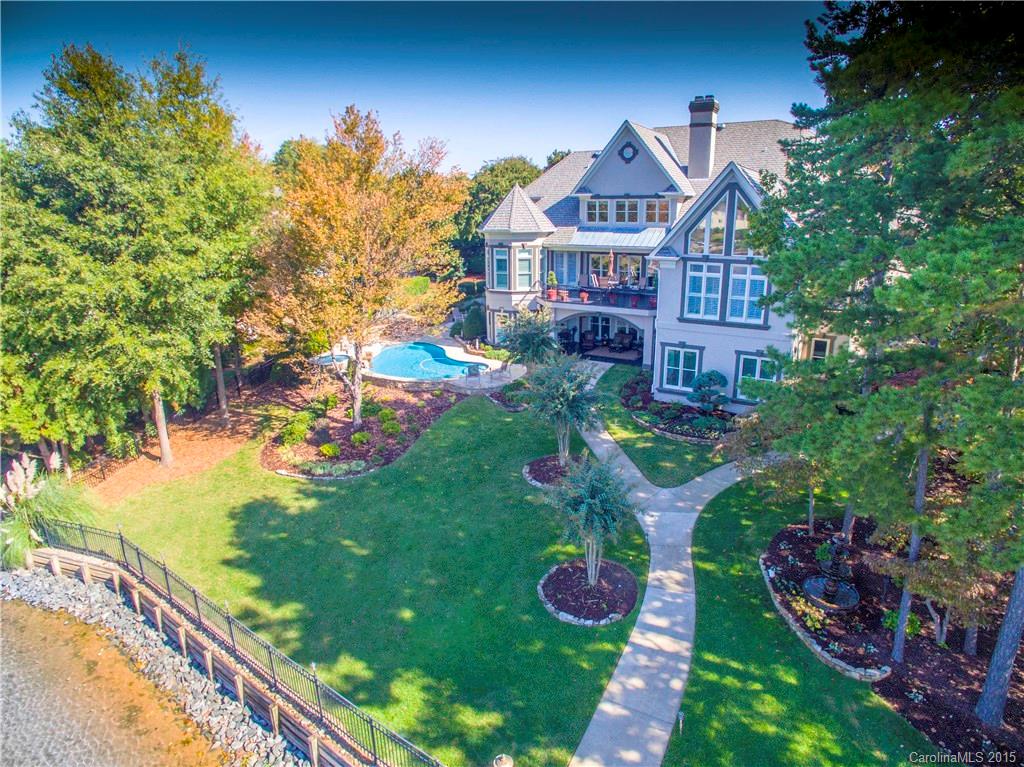 The Peninsula - Residential