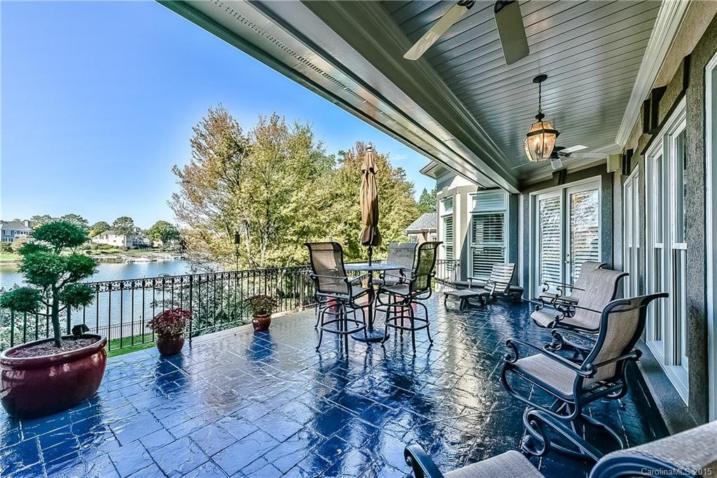 The Peninsula - Residential