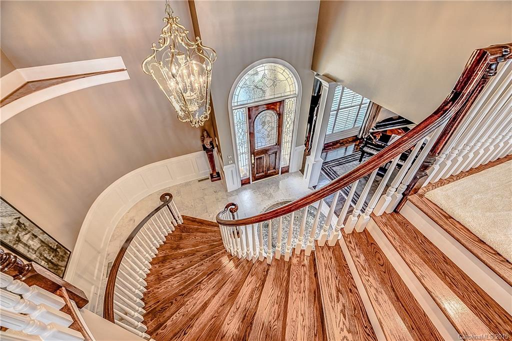 The Peninsula - Residential