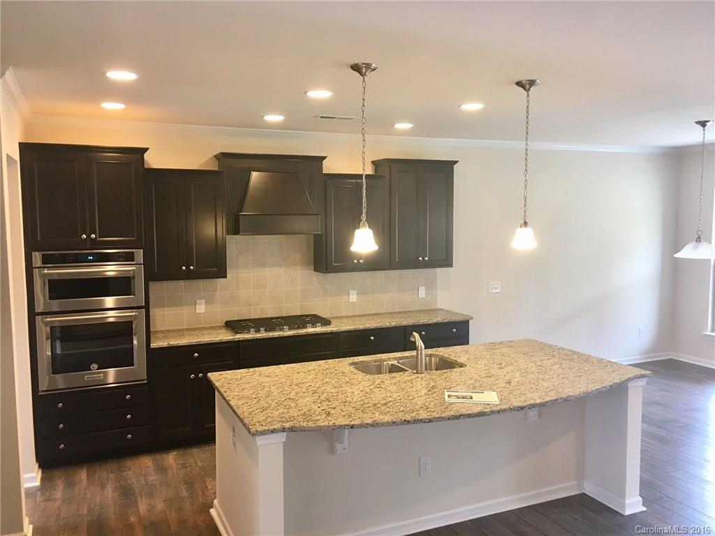 Queensbridge - Residential