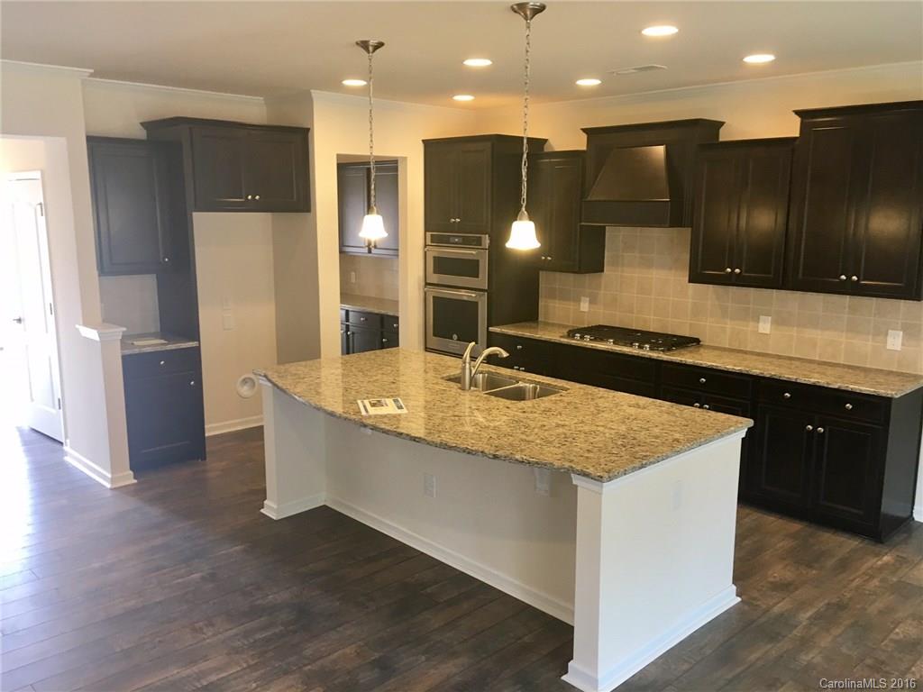 Queensbridge - Residential