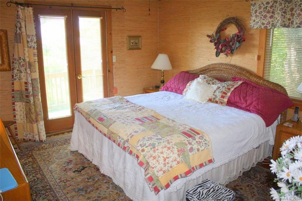 Wolf Laurel - Residential