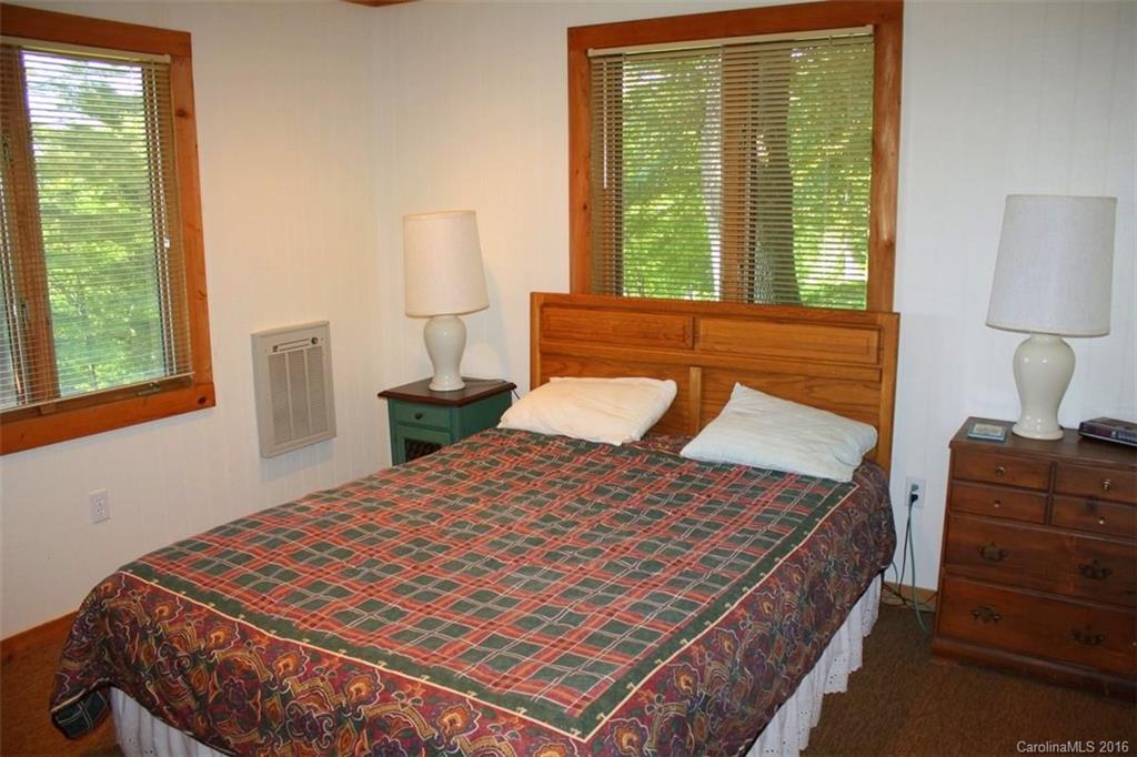 Wolf Laurel - Residential