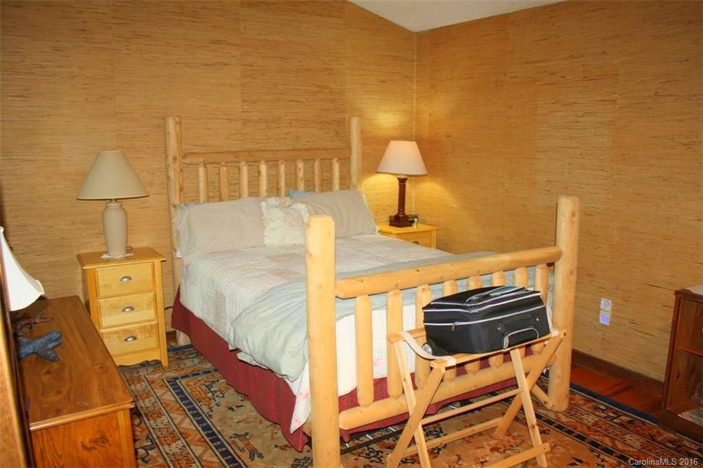 Wolf Laurel - Residential