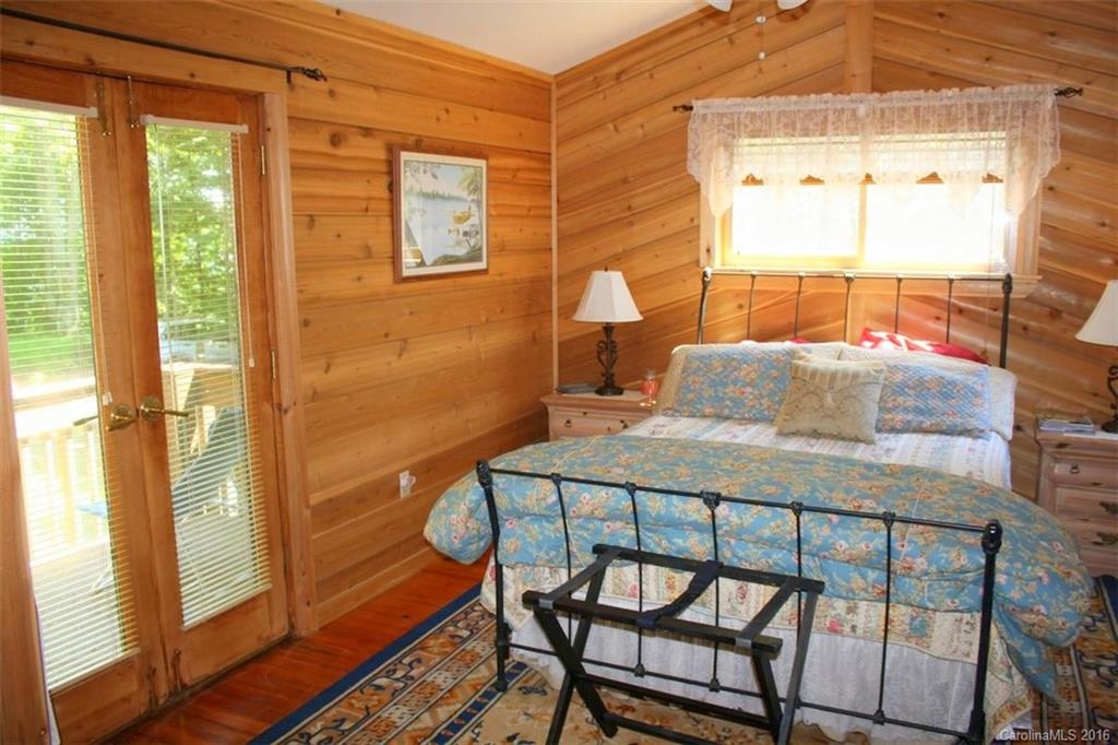 Wolf Laurel - Residential