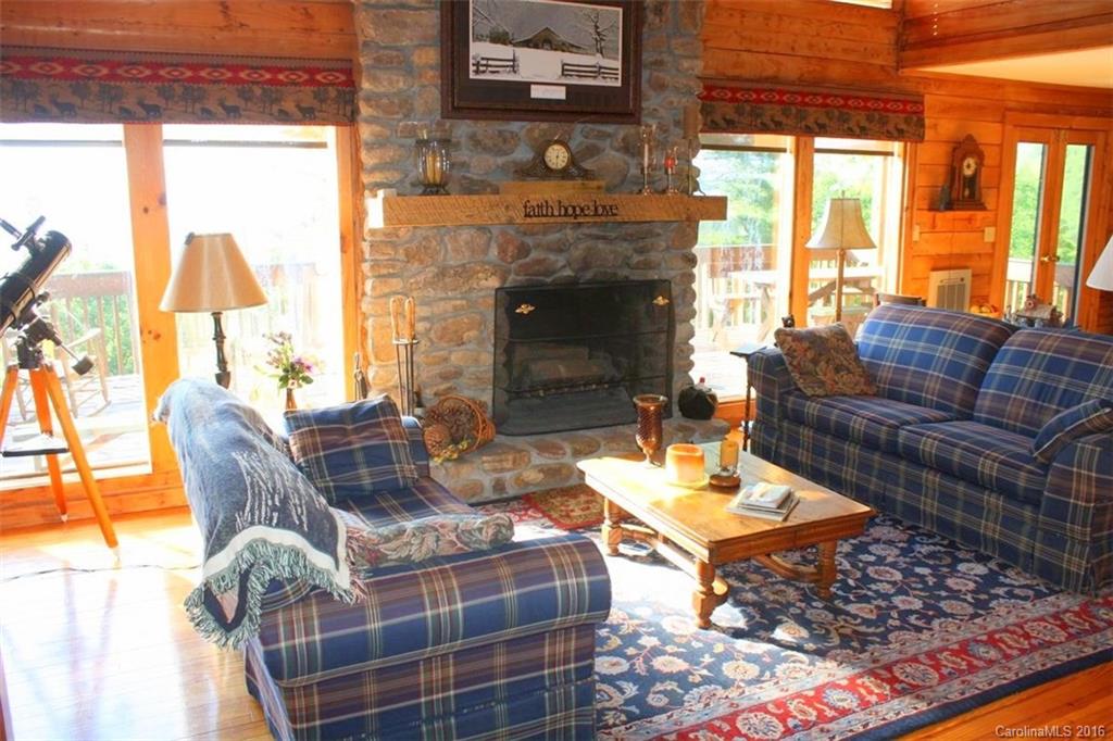 Wolf Laurel - Residential