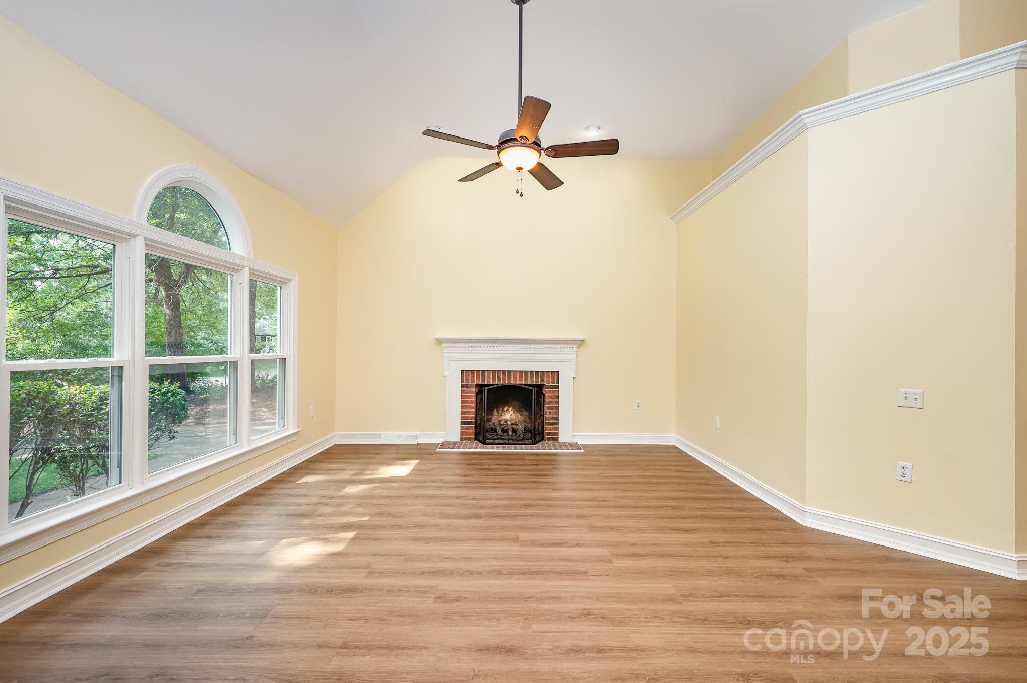 975 Pine Knoll Road
