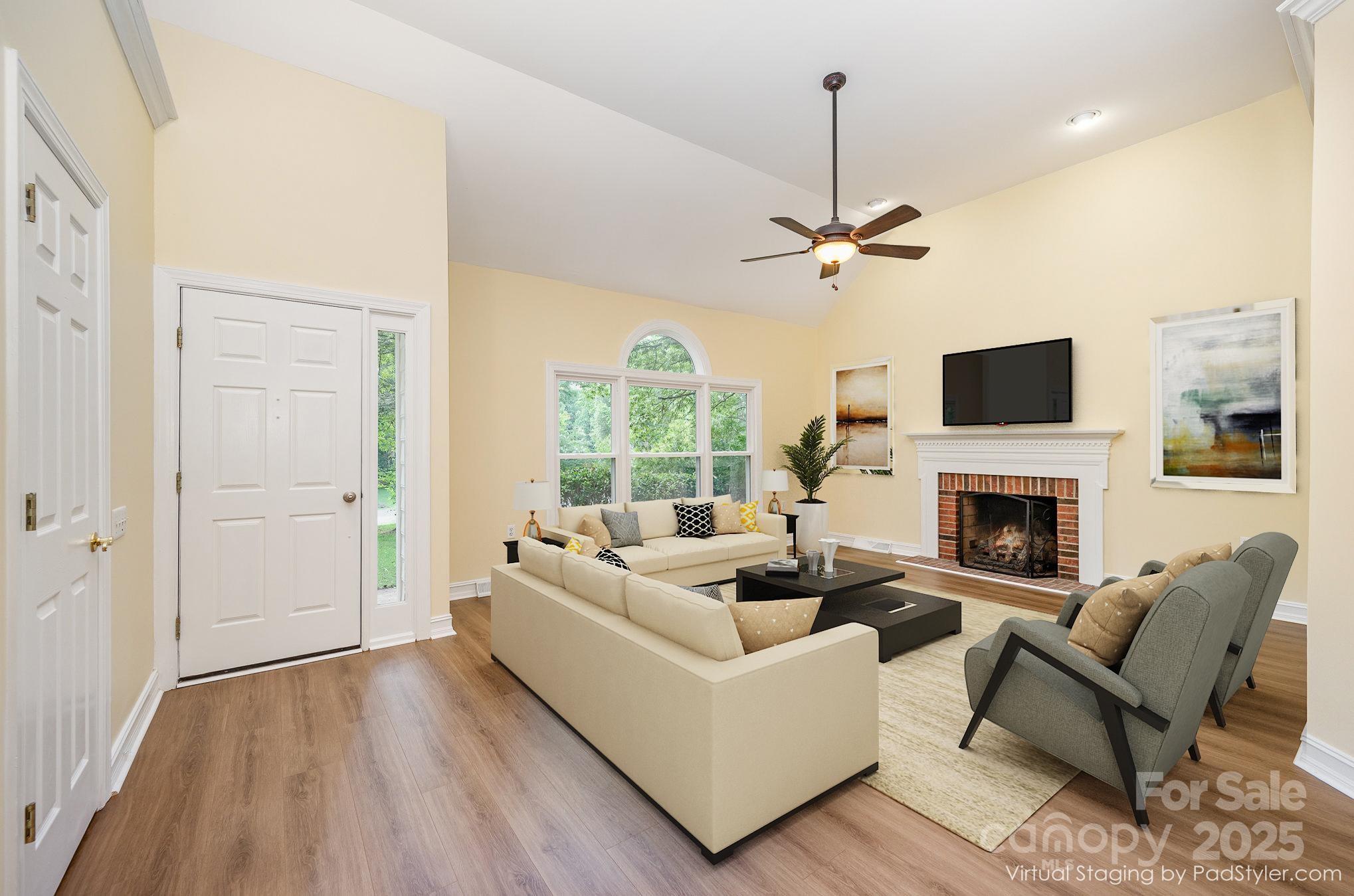975 Pine Knoll Road