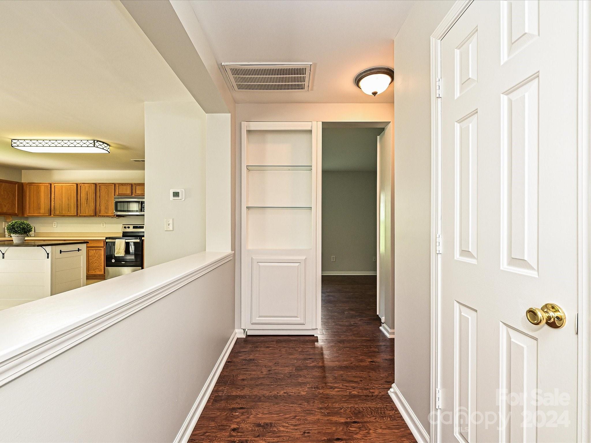 English Trails - Residential