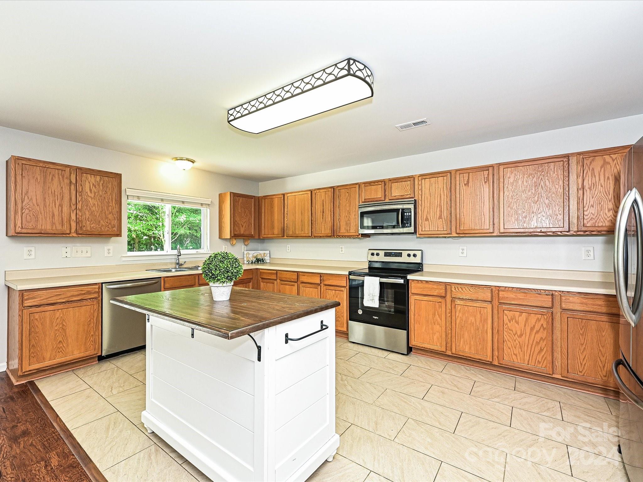 English Trails - Residential