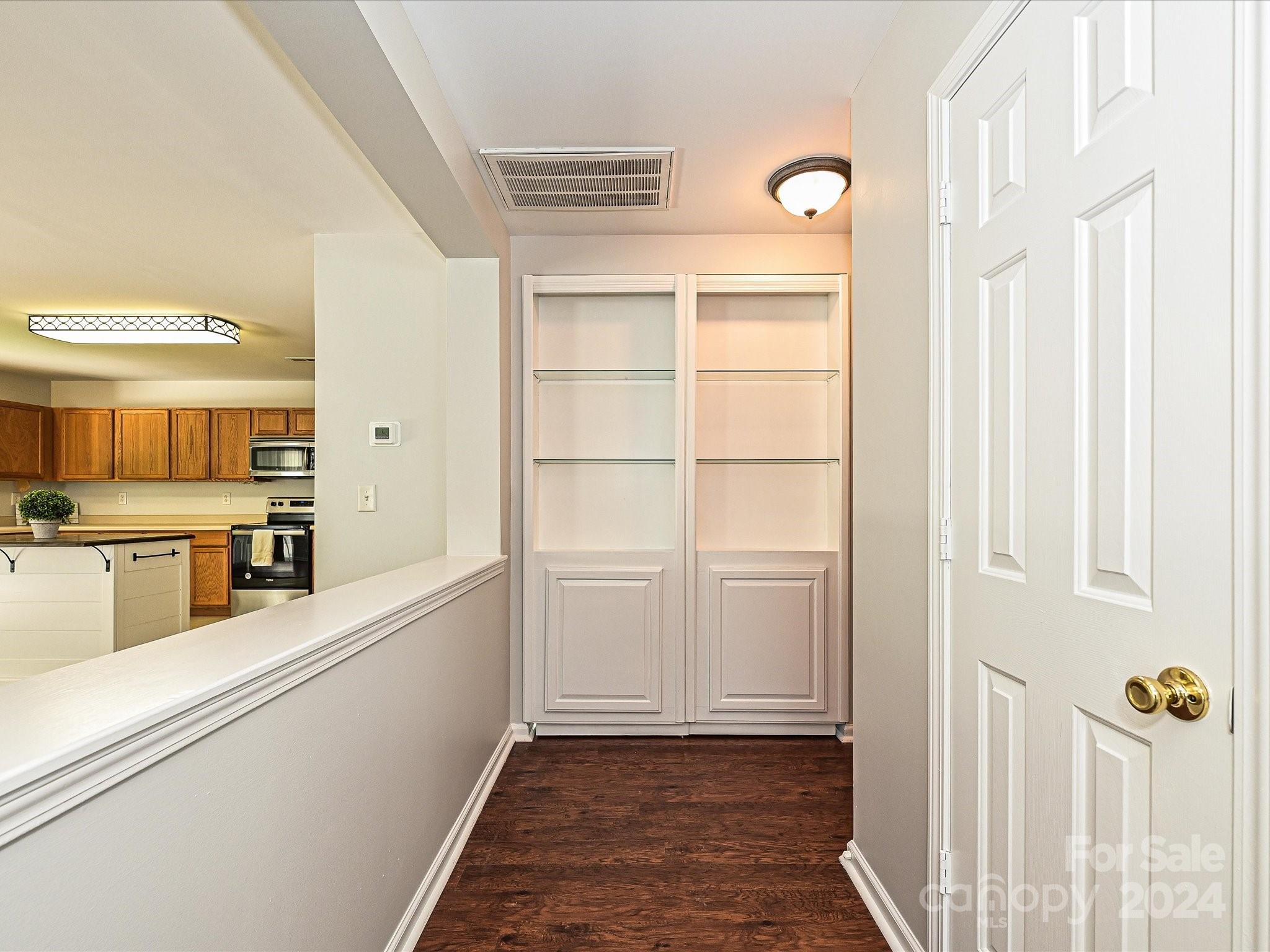 English Trails - Residential