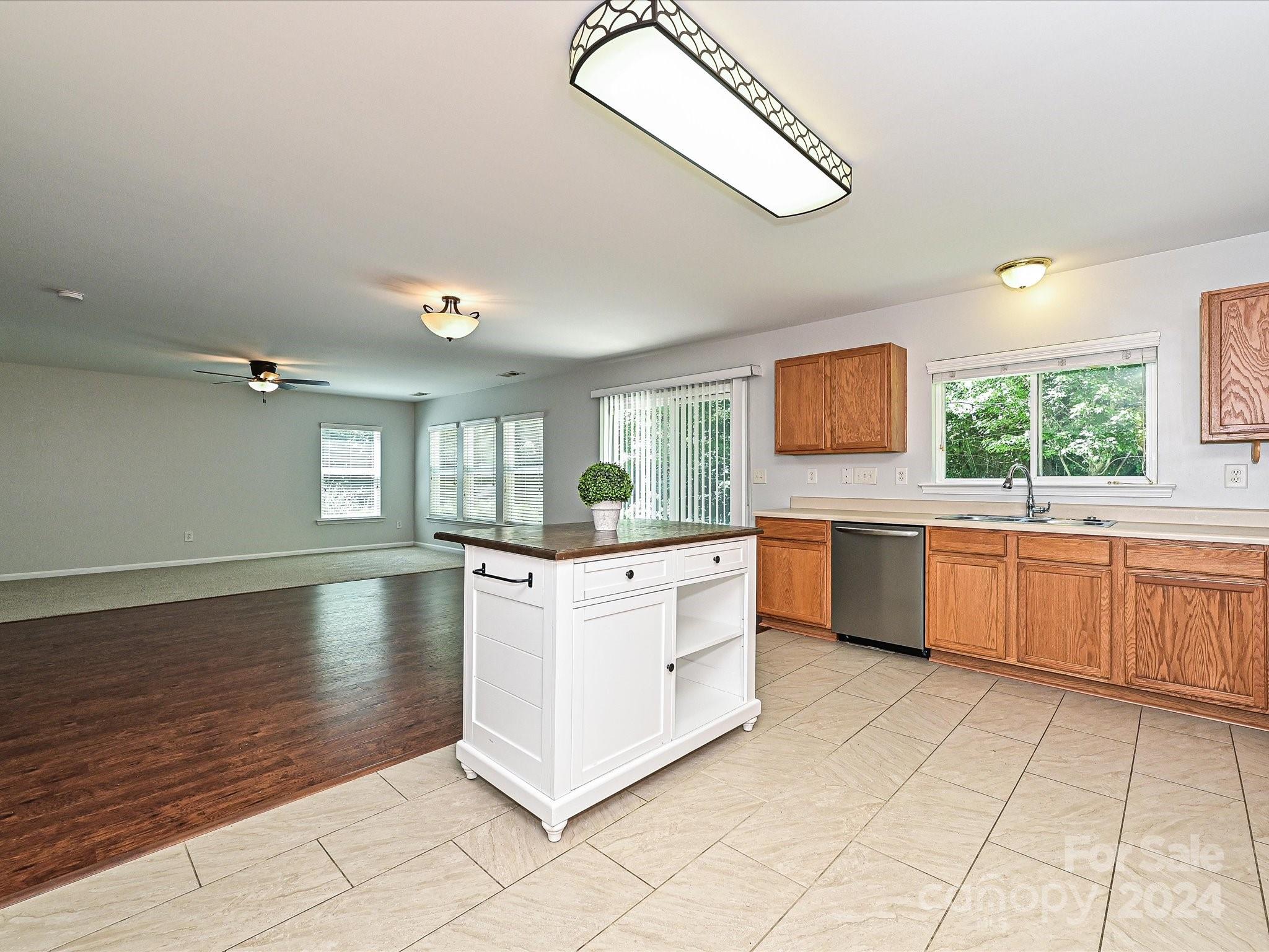 English Trails - Residential