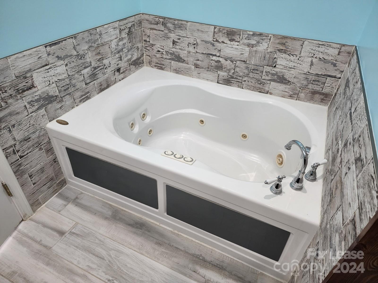 Autumn Cove At Lake Wylie - Residential Lease