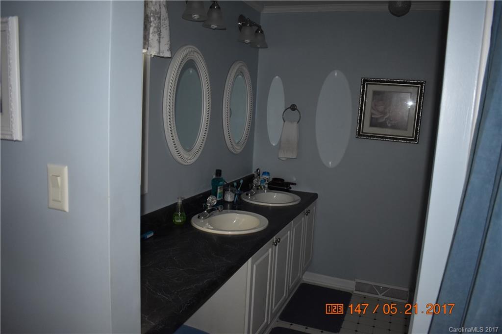 Shady Oaks - Residential