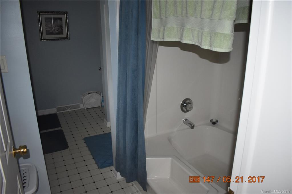 Shady Oaks - Residential