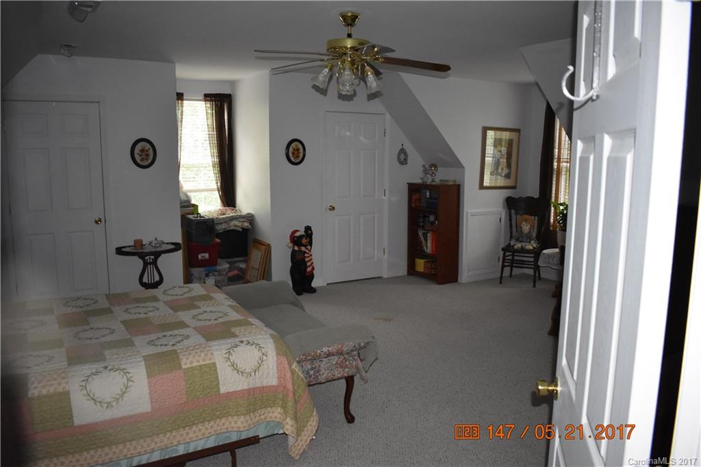 Shady Oaks - Residential