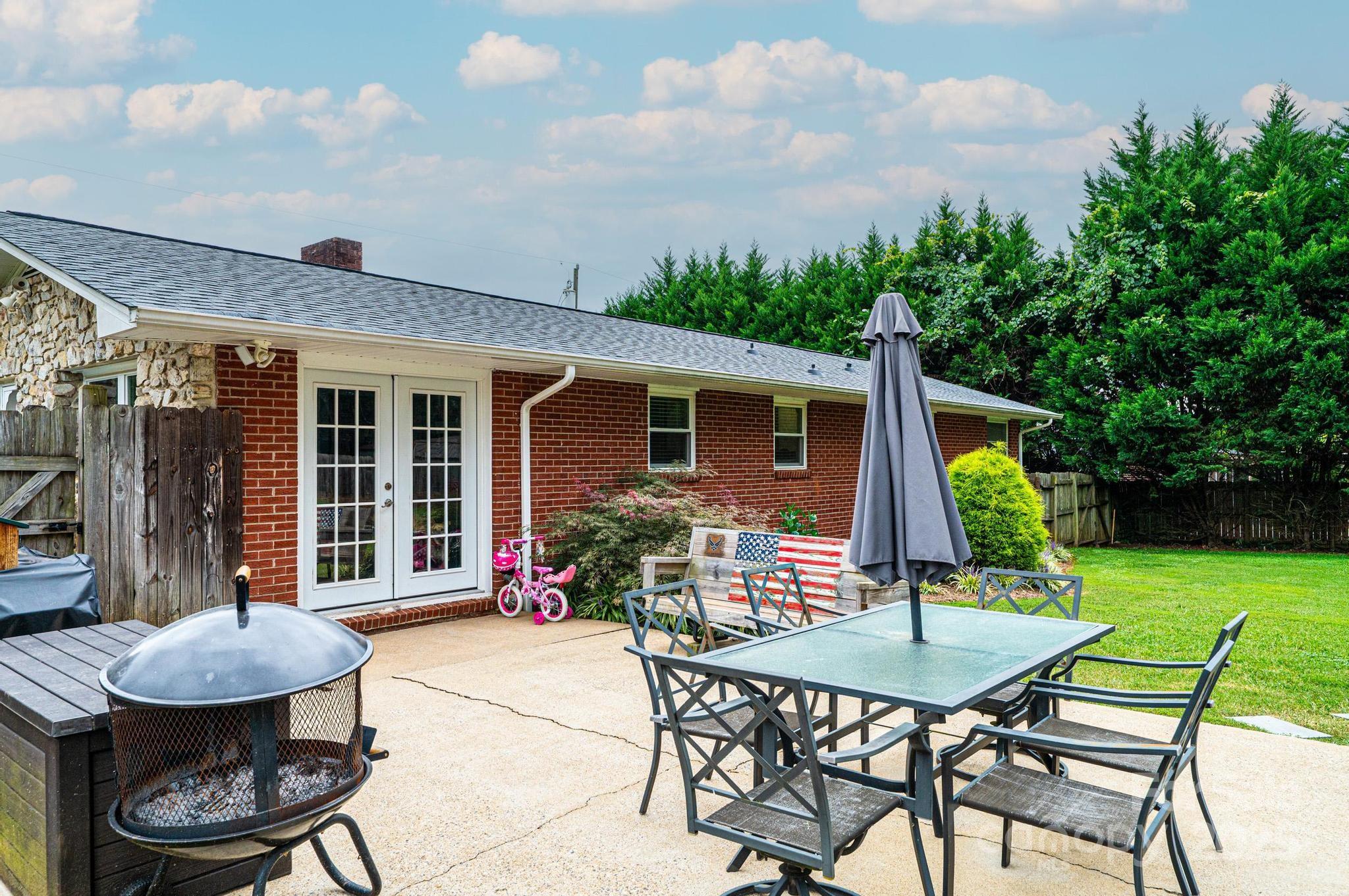 Belle Meade - Residential