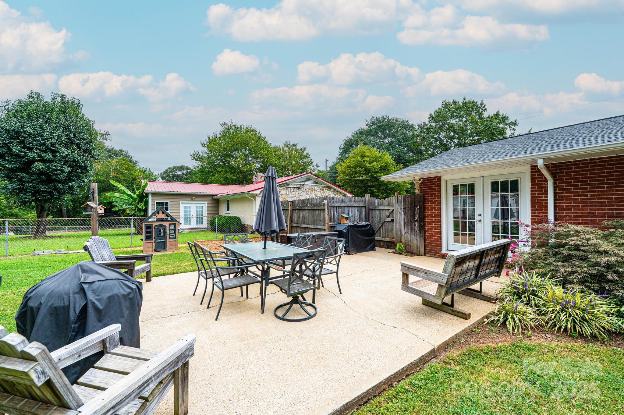 Belle Meade - Residential