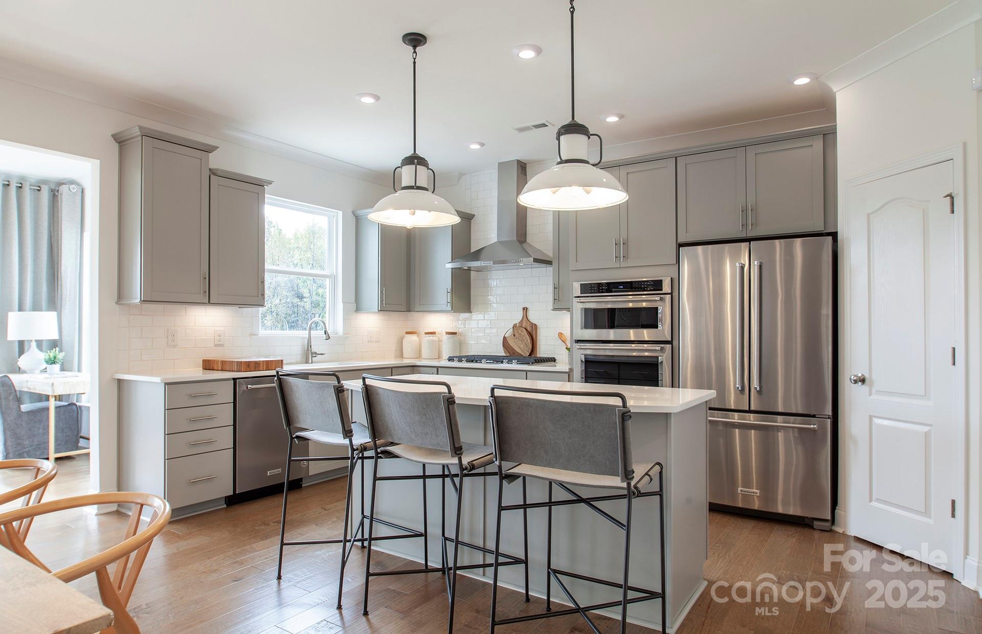 Patterson Pond - Residential