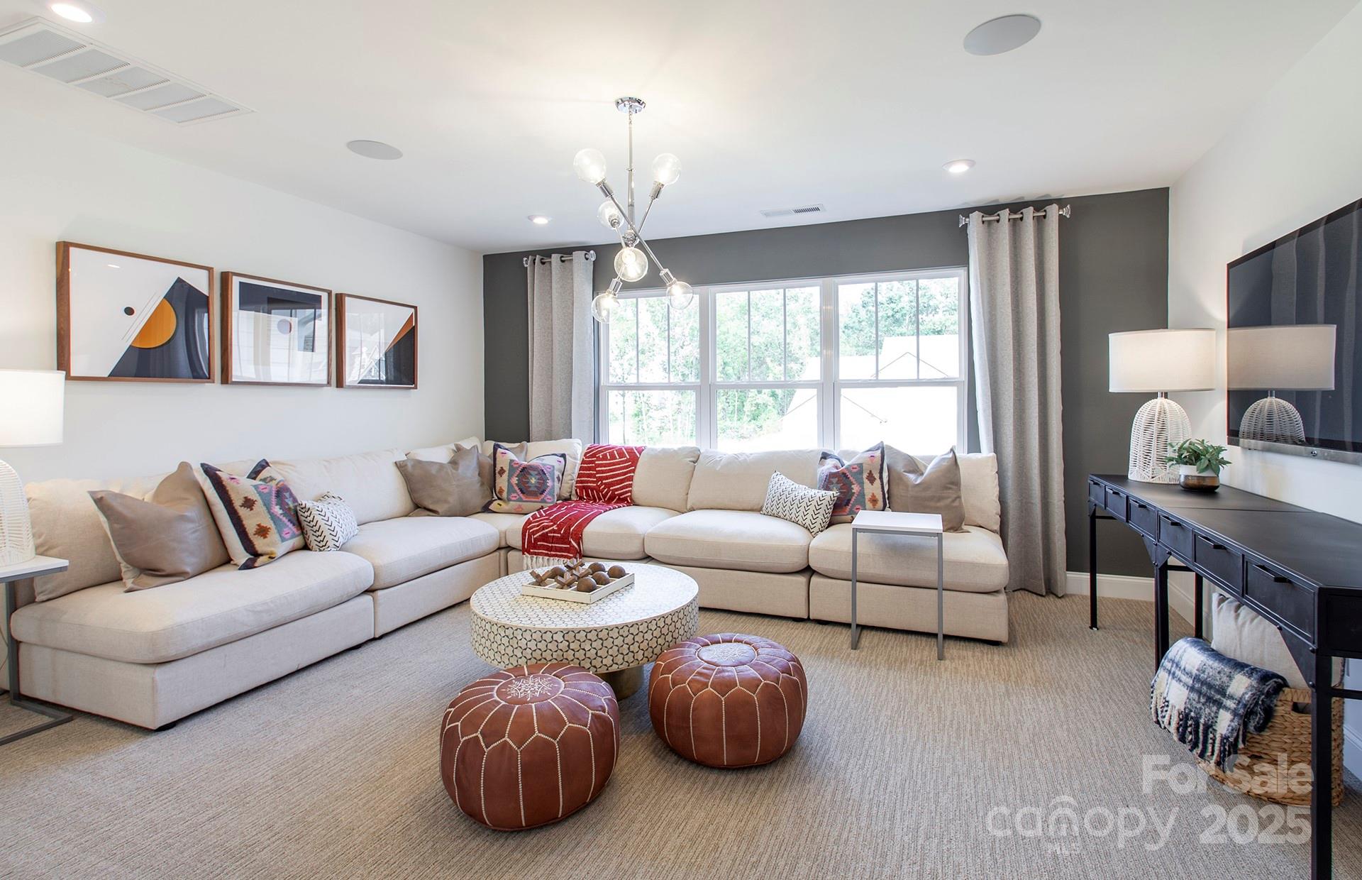 Patterson Pond - Residential