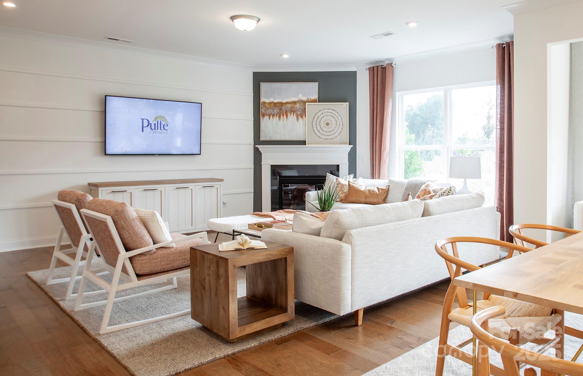 Patterson Pond - Residential