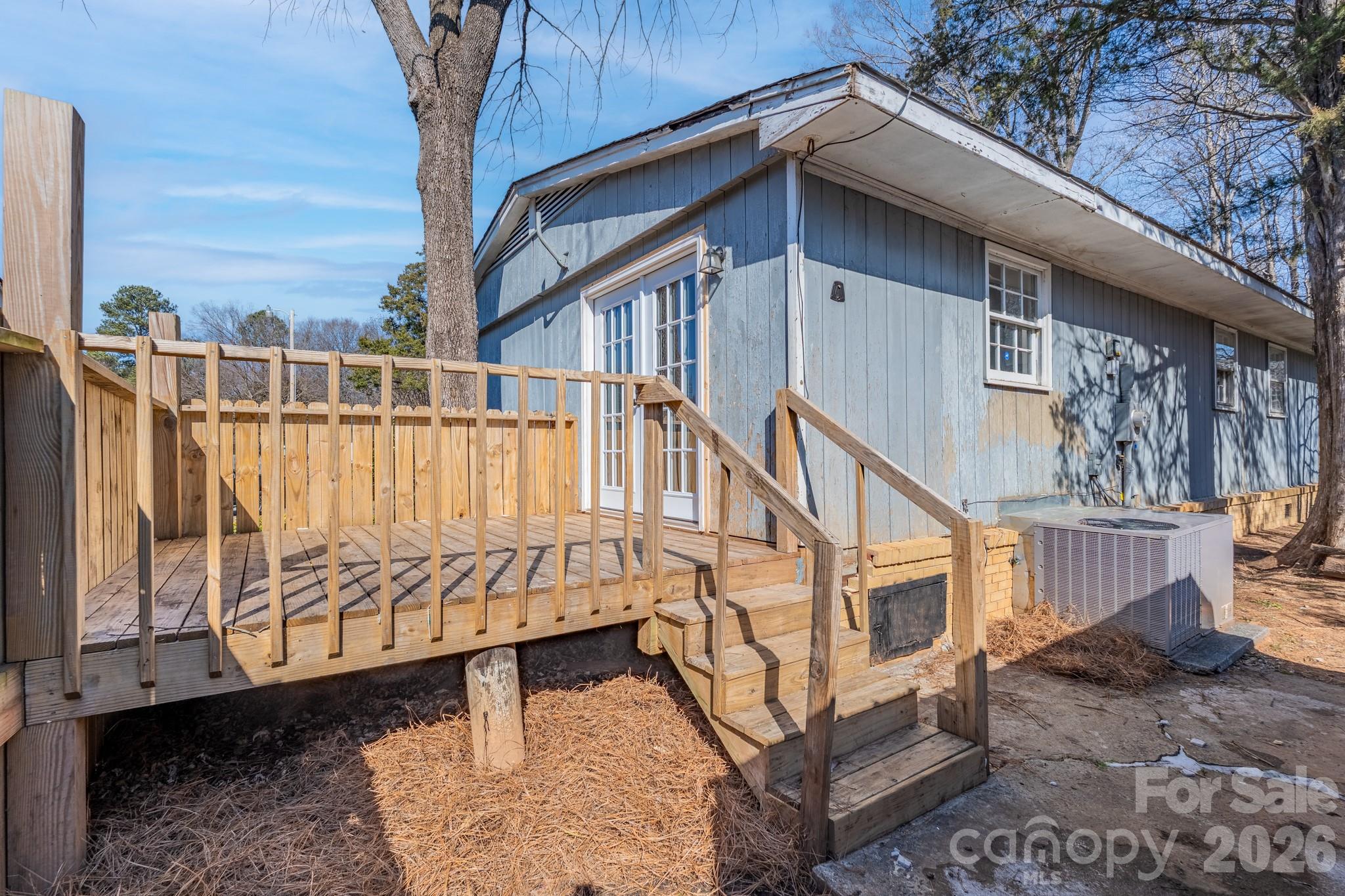 Cedar Villas - Residential