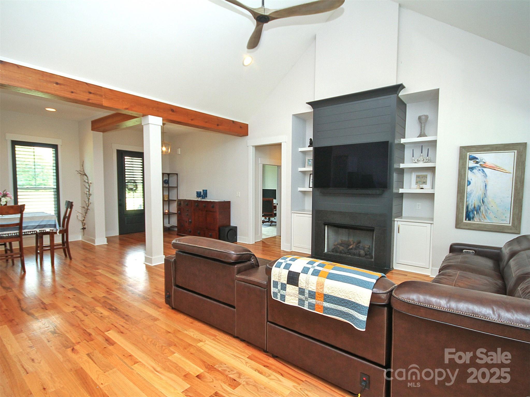 Sanders Landing - Residential