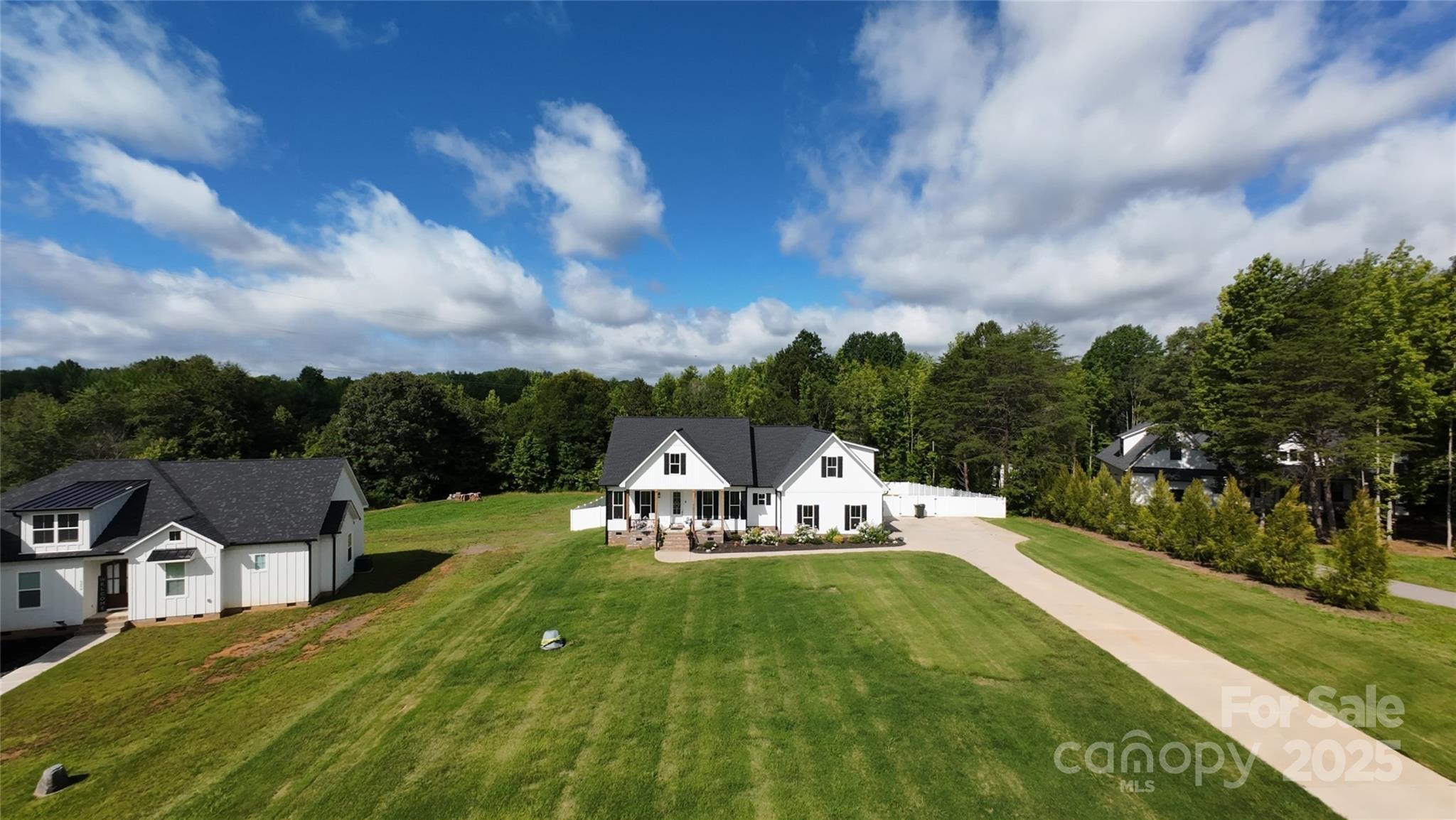 Sanders Landing - Residential