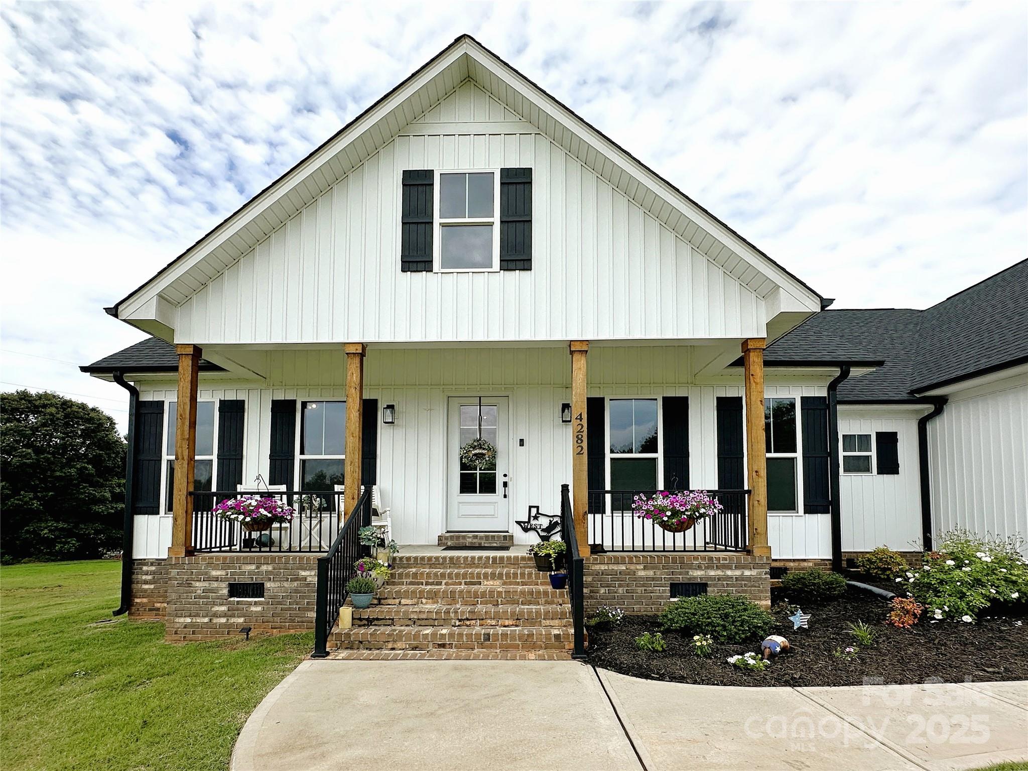 Sanders Landing - Residential