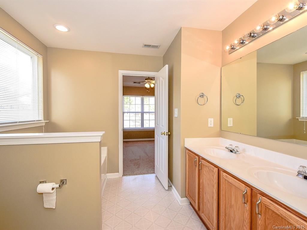 Crismark - Residential Lease