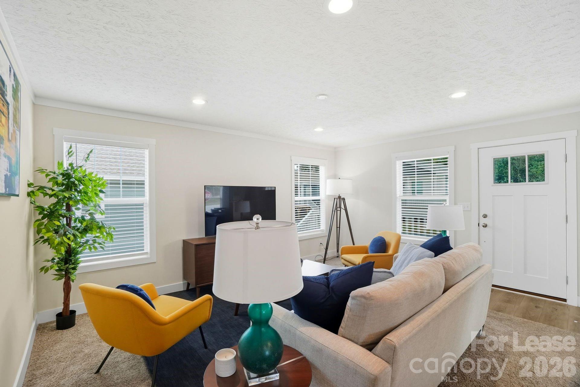 2102 24th Avenue NE 29