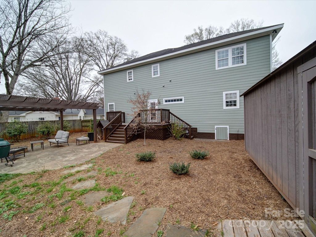 listing image 42
