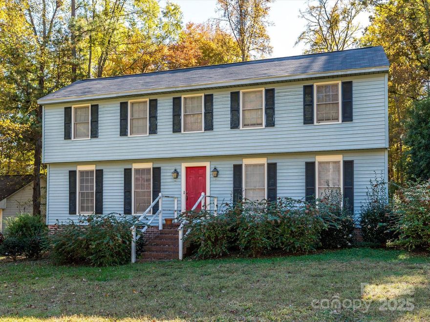 PRICE IMPROVEMENT!  MOTIVATED SELLER!!! The price for this beautiful Colonial in the desirable Arrowood community of Lancaster, SC can't be beat!  Discover this charming one-owner home nestled on a quiet cul-de-sac. This spacious 4-bedroom, 2-bath residence sits on a generous 0.74-acre lot and offers endless potential to make it your own. Bring your creative vision and transform this property into your dream home!  BRING YOUR OFFER!!!