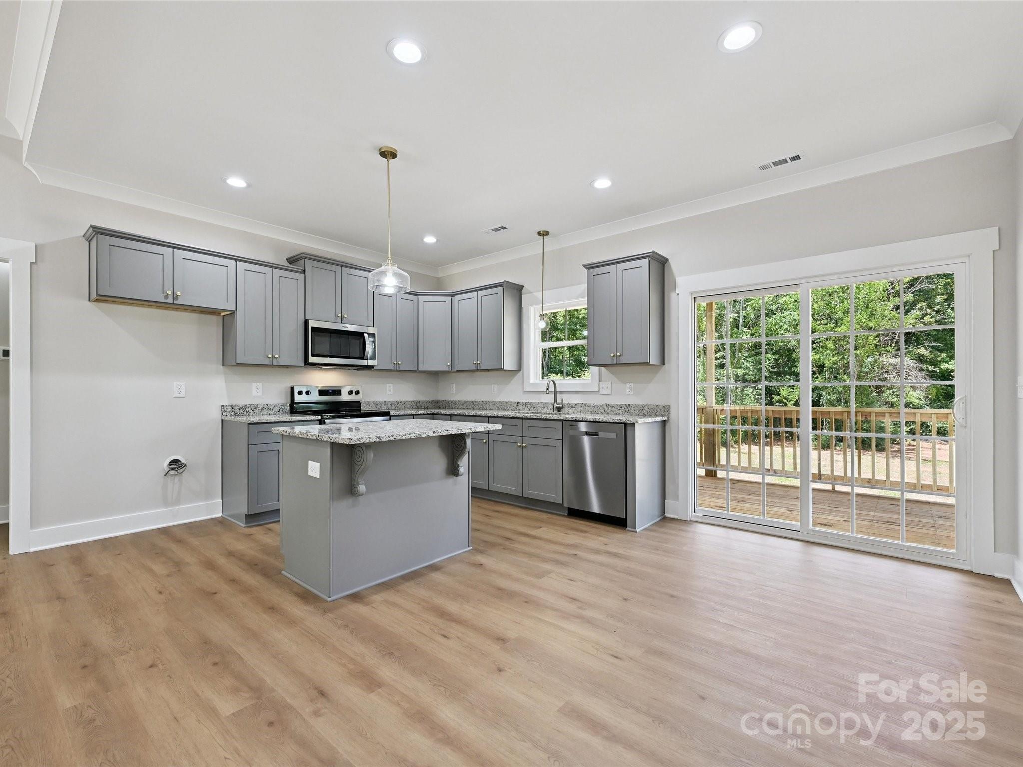 280 Old Pinckney Road