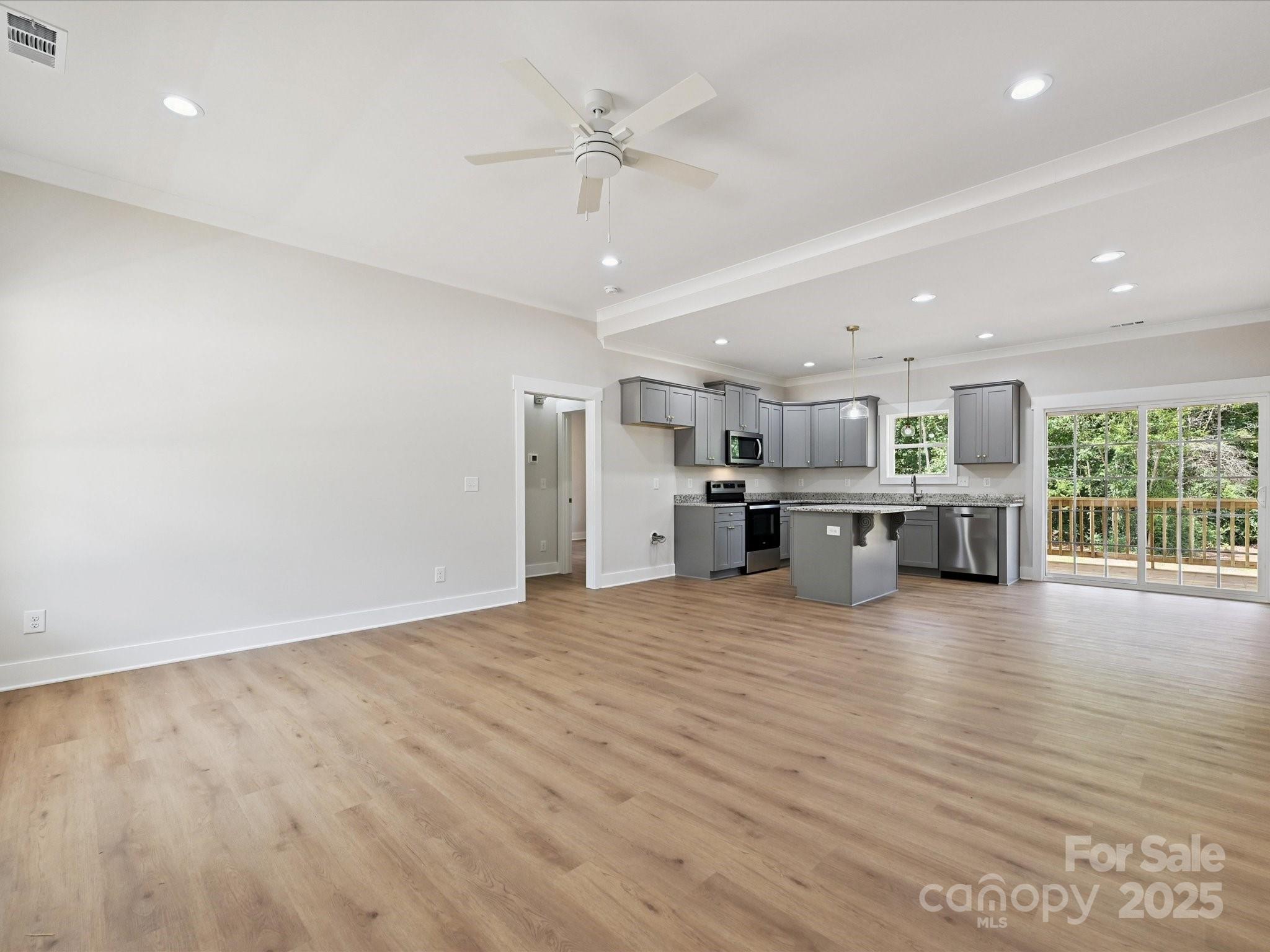 280 Old Pinckney Road