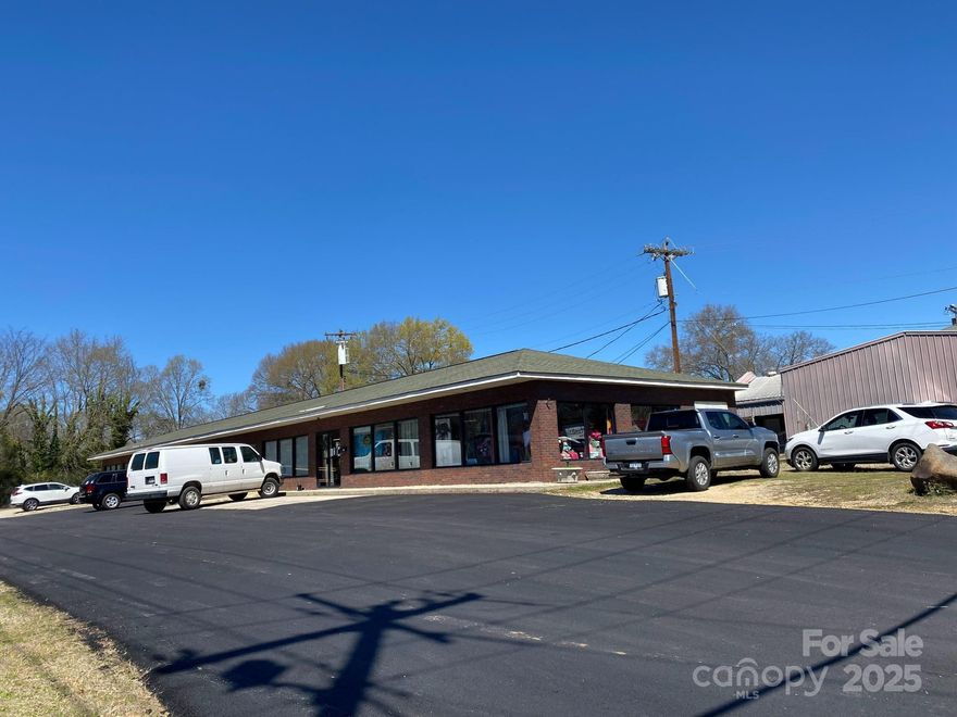 ESTABLISHED BUSINESS FOR 30+ YEARS...Must be doing something right!  The beauty of this deal is you can run with this florist with building and contents including a delivery van, and a tenant in a portion of the 4500 square foot OR do what you wish and turn it all to rental or can divide to make possibly 3 units; building includes 2 walk in coolers - call with any questions