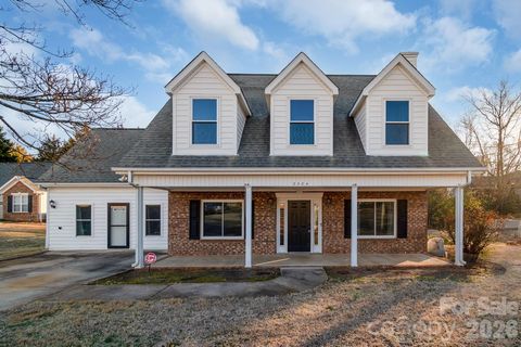 Photo of 2984 Daffodil Court, Gastonia, NC 28054 (MLS # 4337455)