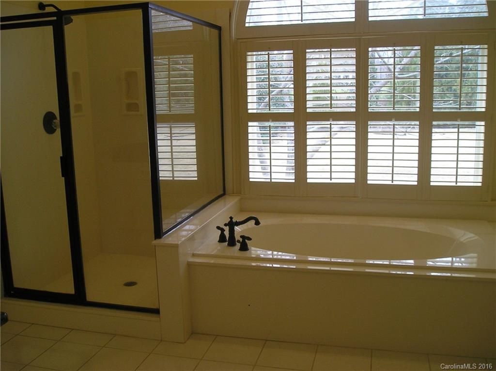 The Peninsula - Residential Lease