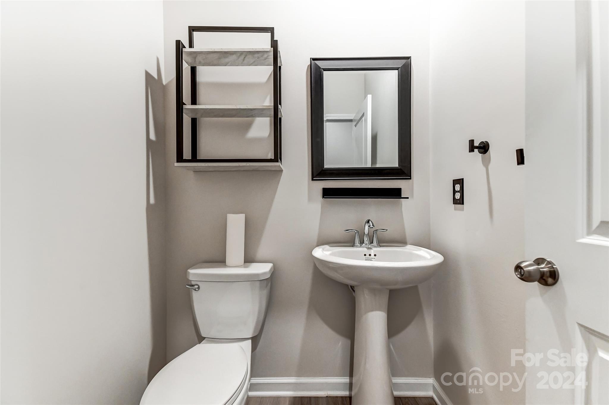 Falls Cove at Lake Norman - Residential