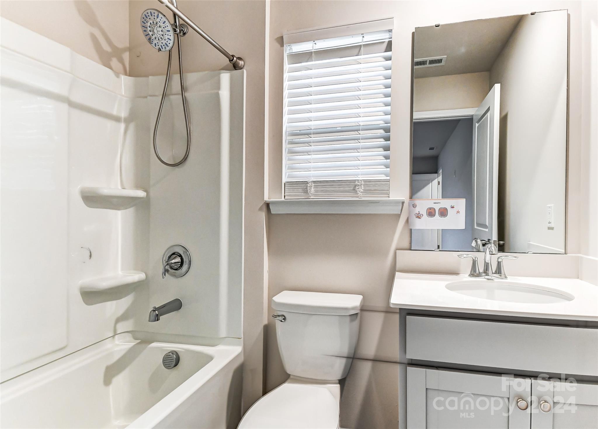 Falls Cove at Lake Norman - Residential