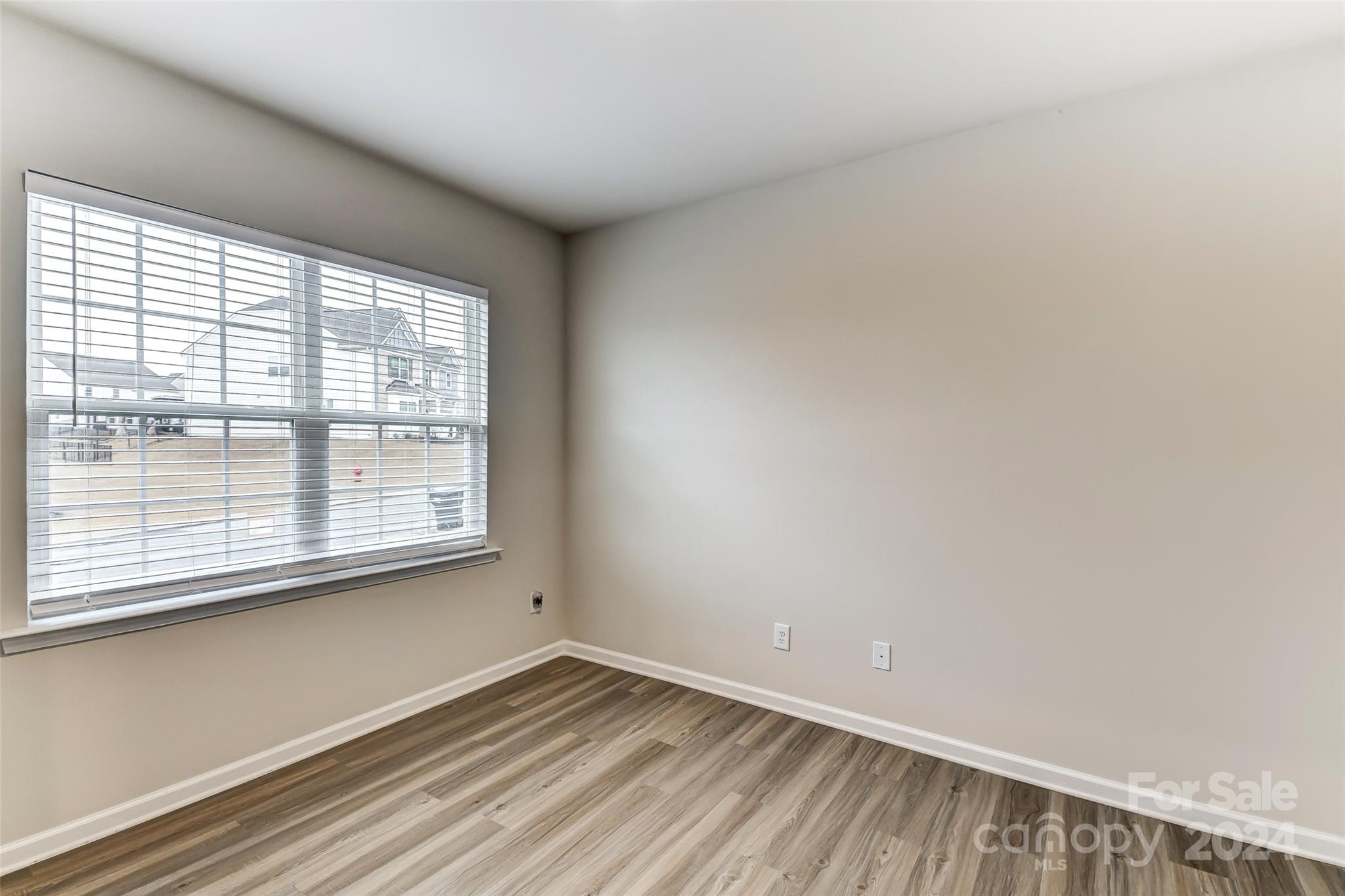 Falls Cove at Lake Norman - Residential