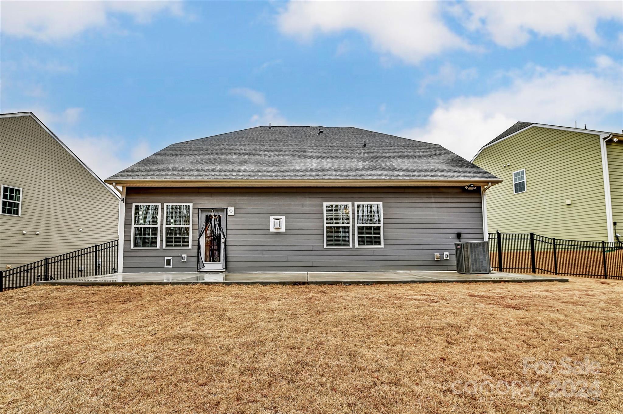 Falls Cove at Lake Norman - Residential