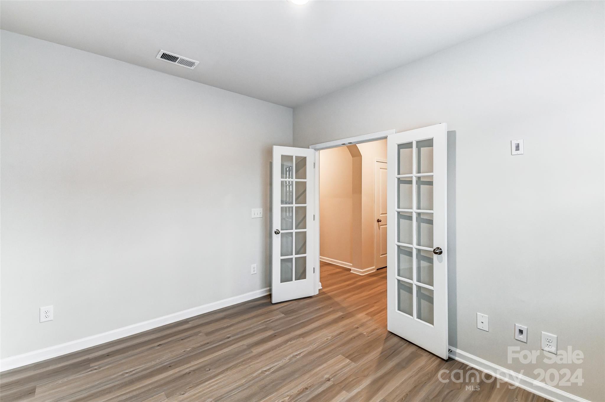 Falls Cove at Lake Norman - Residential