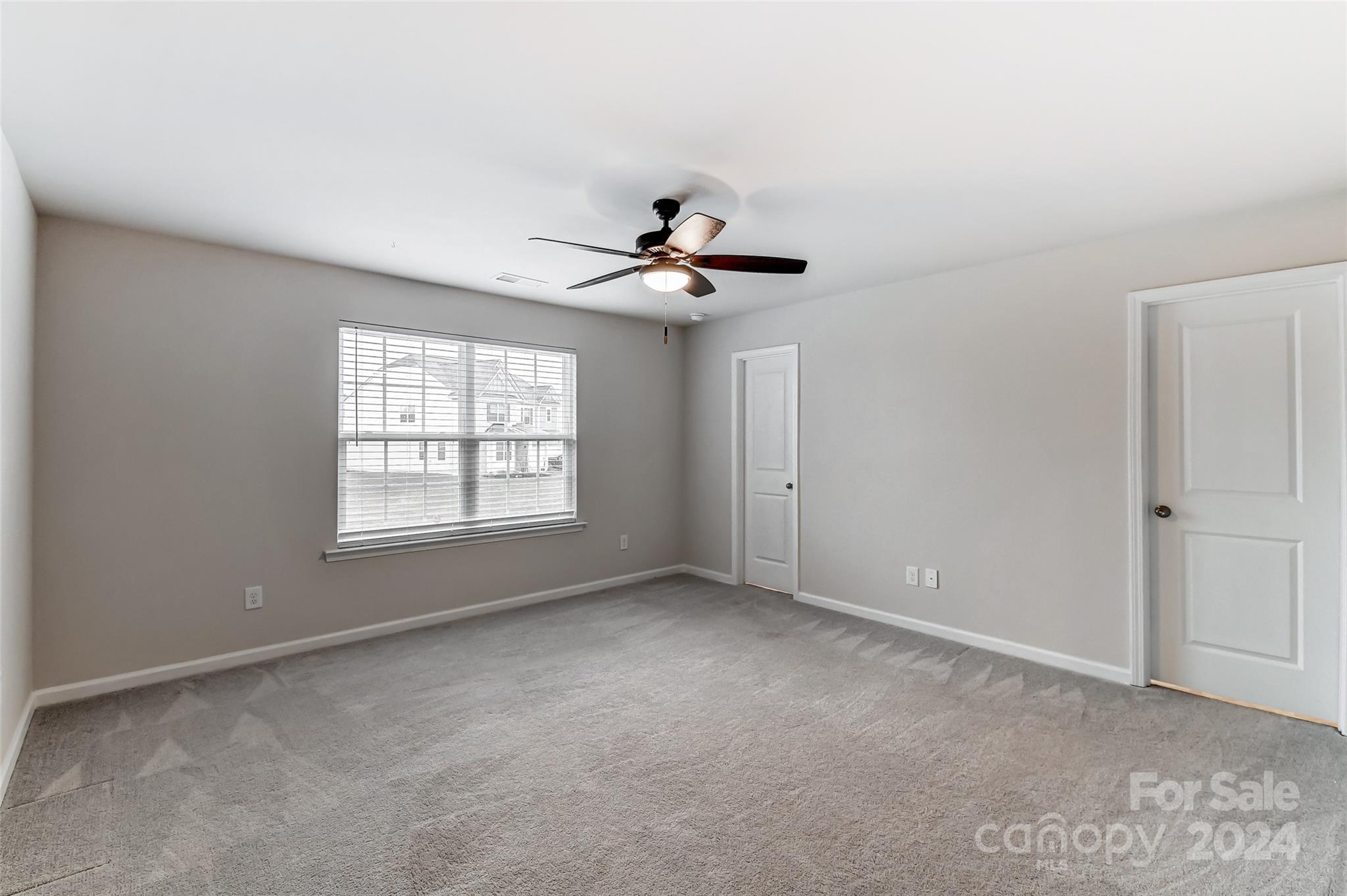 Falls Cove at Lake Norman - Residential