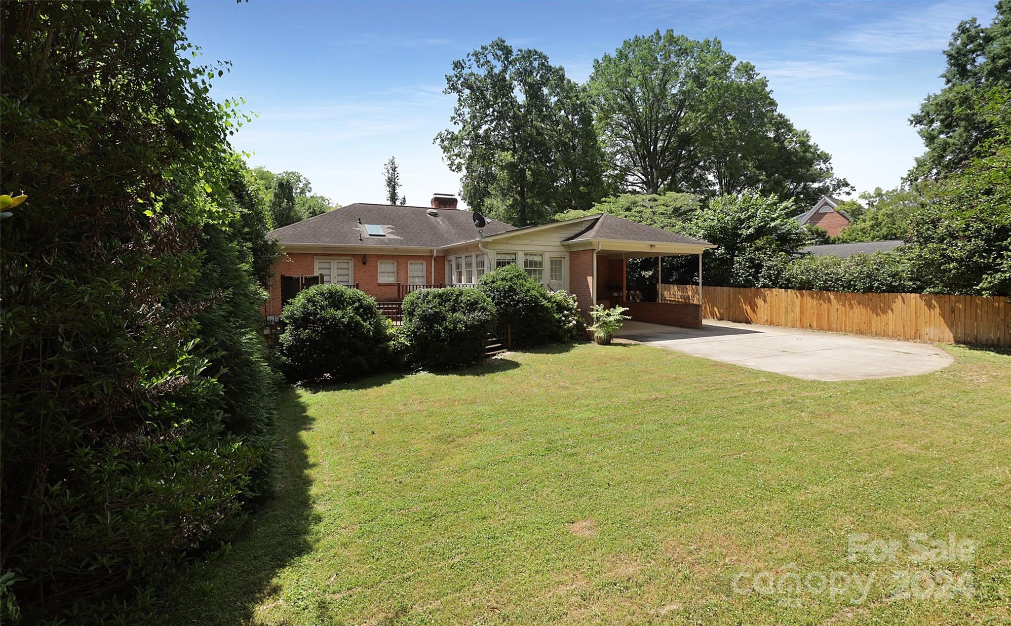 Myers Park - Residential