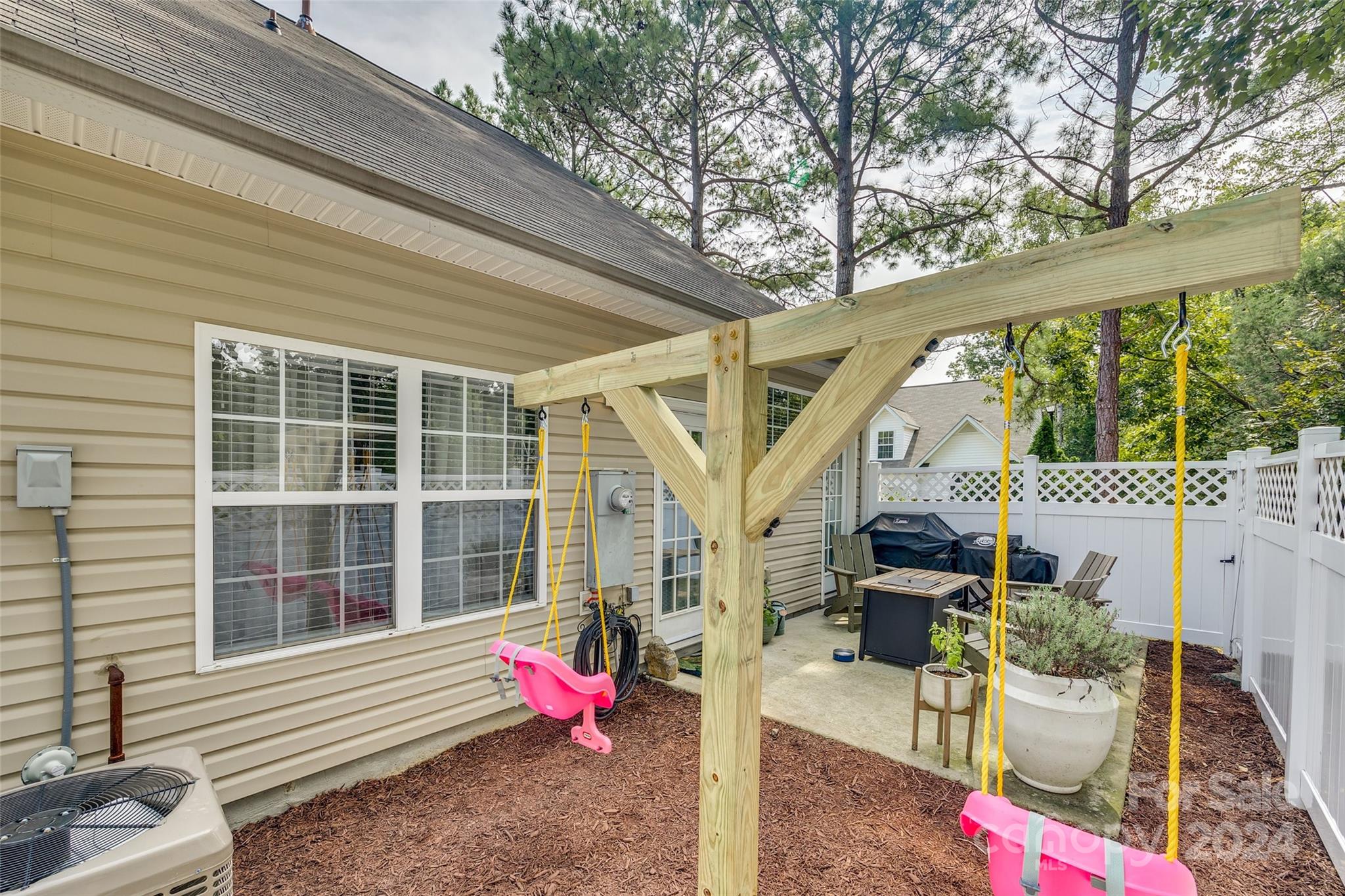 Lexington Commons - Residential