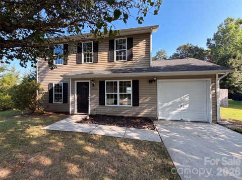Photo of 10933 Pointer Ridge Drive, Charlotte, NC 28214 (MLS # 4416762)